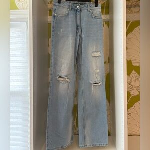 United Colors of Benetton Light Wash Straight Leg Jeans sz 26 Distressed